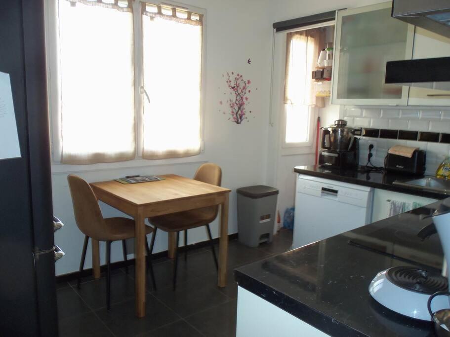 Appartement Vue Mer Acces Plage Antibes Buitenkant foto