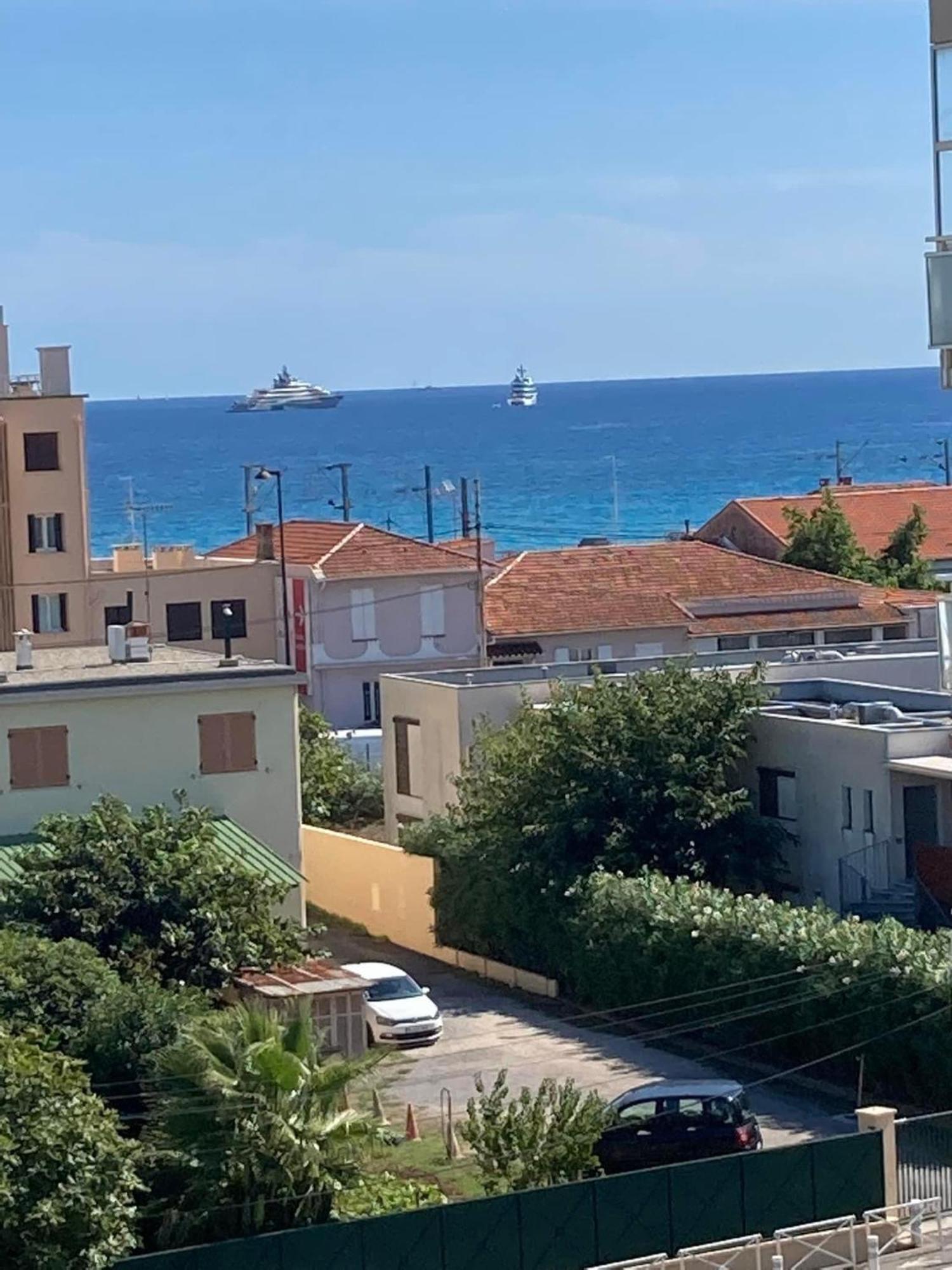 Appartement Vue Mer Acces Plage Antibes Buitenkant foto